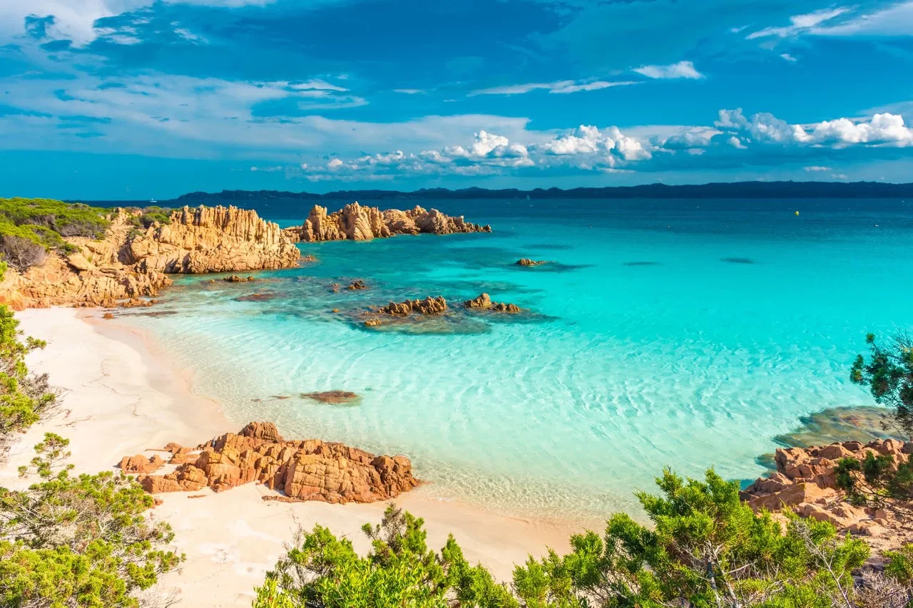 Sardinia – Paradis sălbatic cu plaje exotice