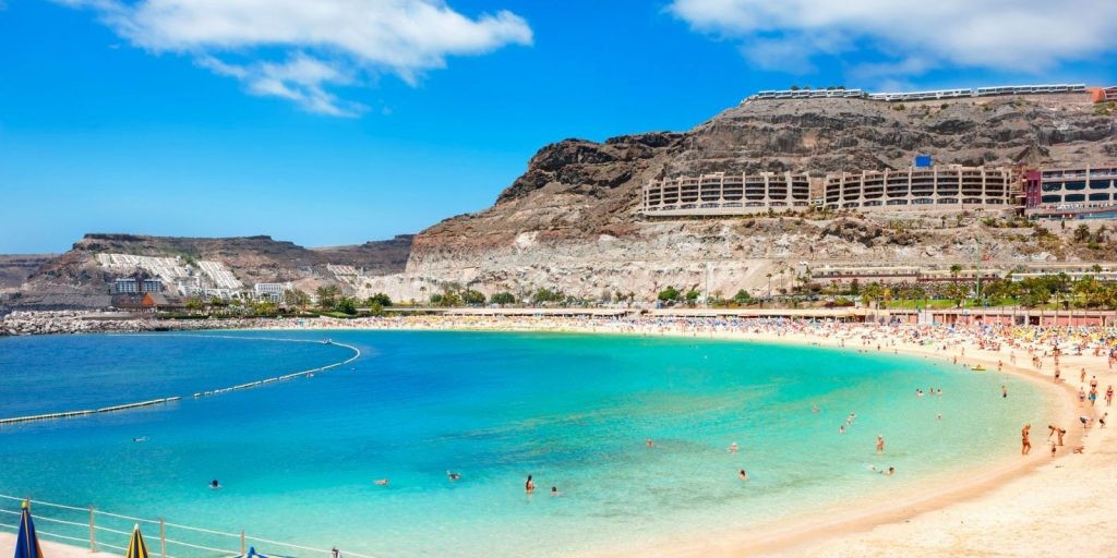 Gran Canaria – Insula contrastelor: plaje aurii, dune și munți verzi