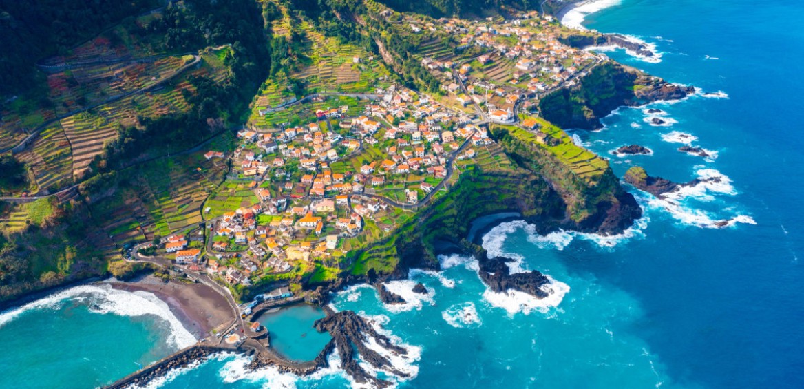 Madeira – Insulă tropicală cu peisaje dramatice